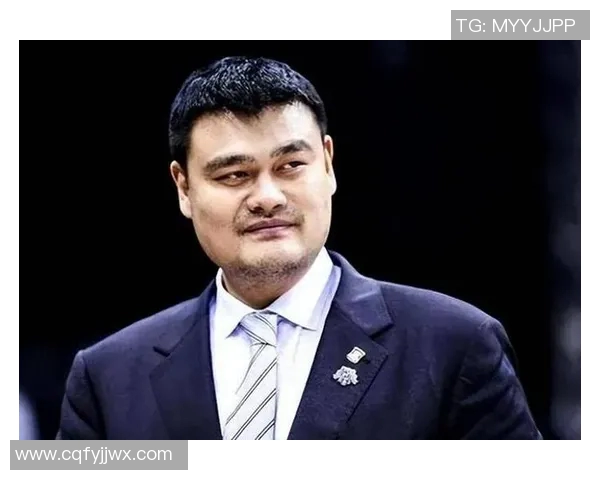 姚明与贾队长的篮球传奇:从赛场到生活的深厚友谊与共同成长 姚明与贾队长的篮球传奇:从赛场到生活的深厚友谊与共同成长